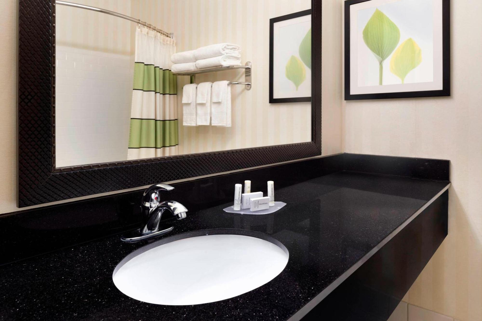 Fairfield Inn & Suites By Marriott Champaign Eksteriør billede