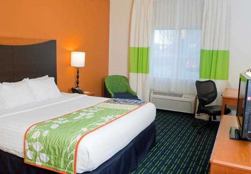 Fairfield Inn & Suites By Marriott Champaign Værelse billede