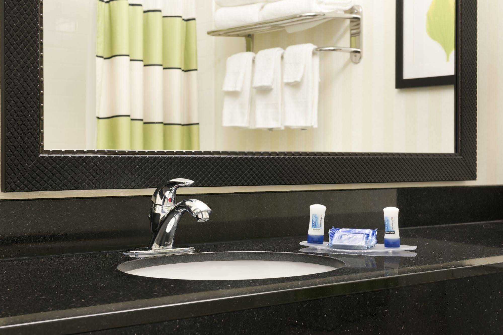 Fairfield Inn & Suites By Marriott Champaign Eksteriør billede